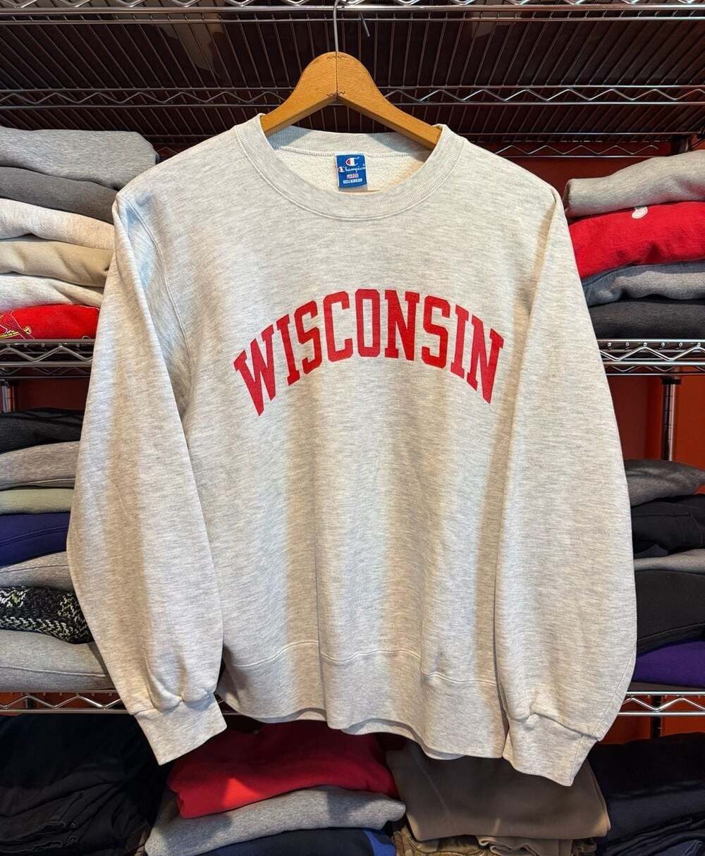 Champion Wisconsin Sweatshirt Large Gray Red NCAA Pullover